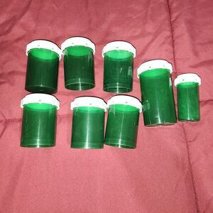 8 Empty Pill Bottles Lids Rx Prescription Emerald Green Storage ‐ Mixed Sizes